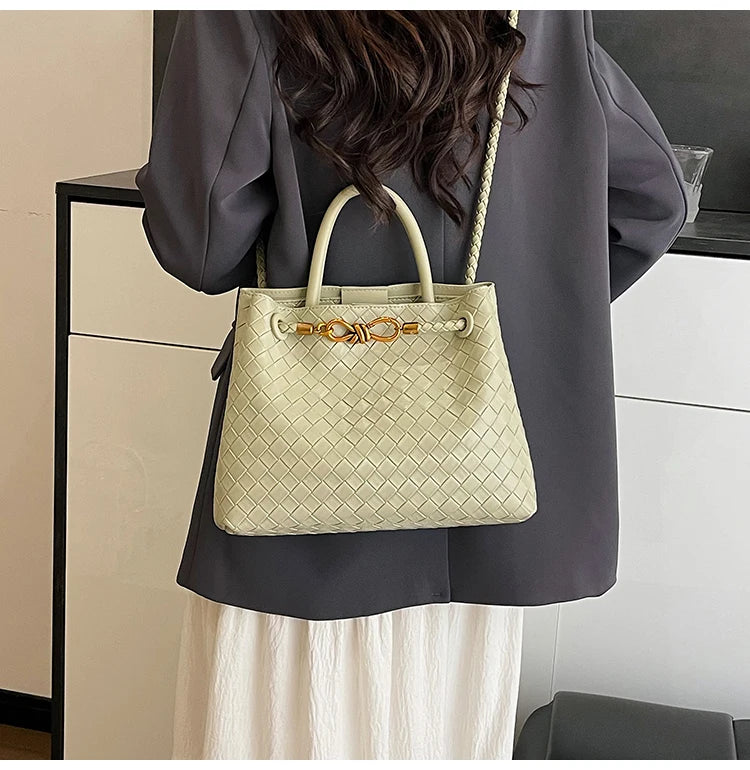 Pebble Tote